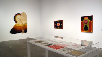 2. Trilogie marocaine.Vue d'exposition au MNCARS Reina Sofia, Madrid, 2021. (...)